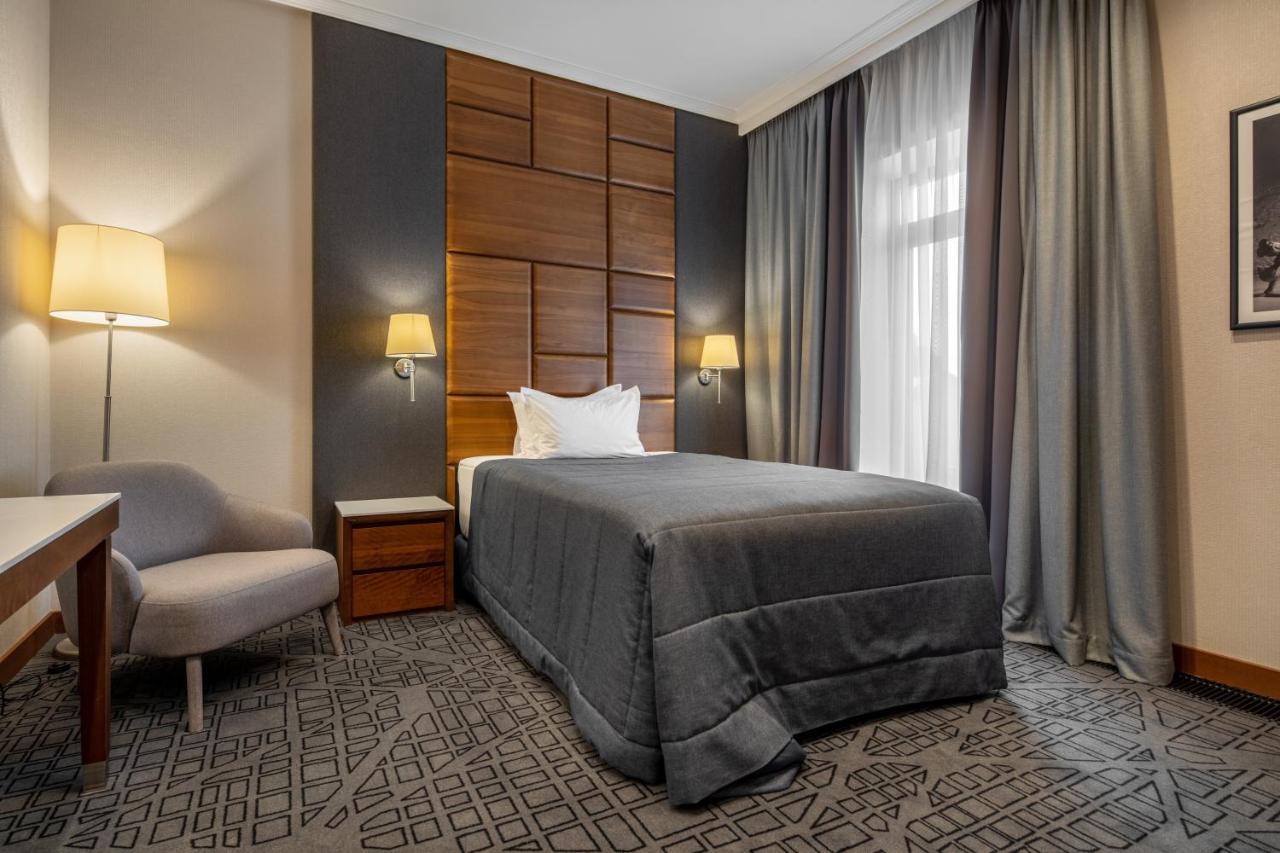 Single Room,1024961770:JPEG